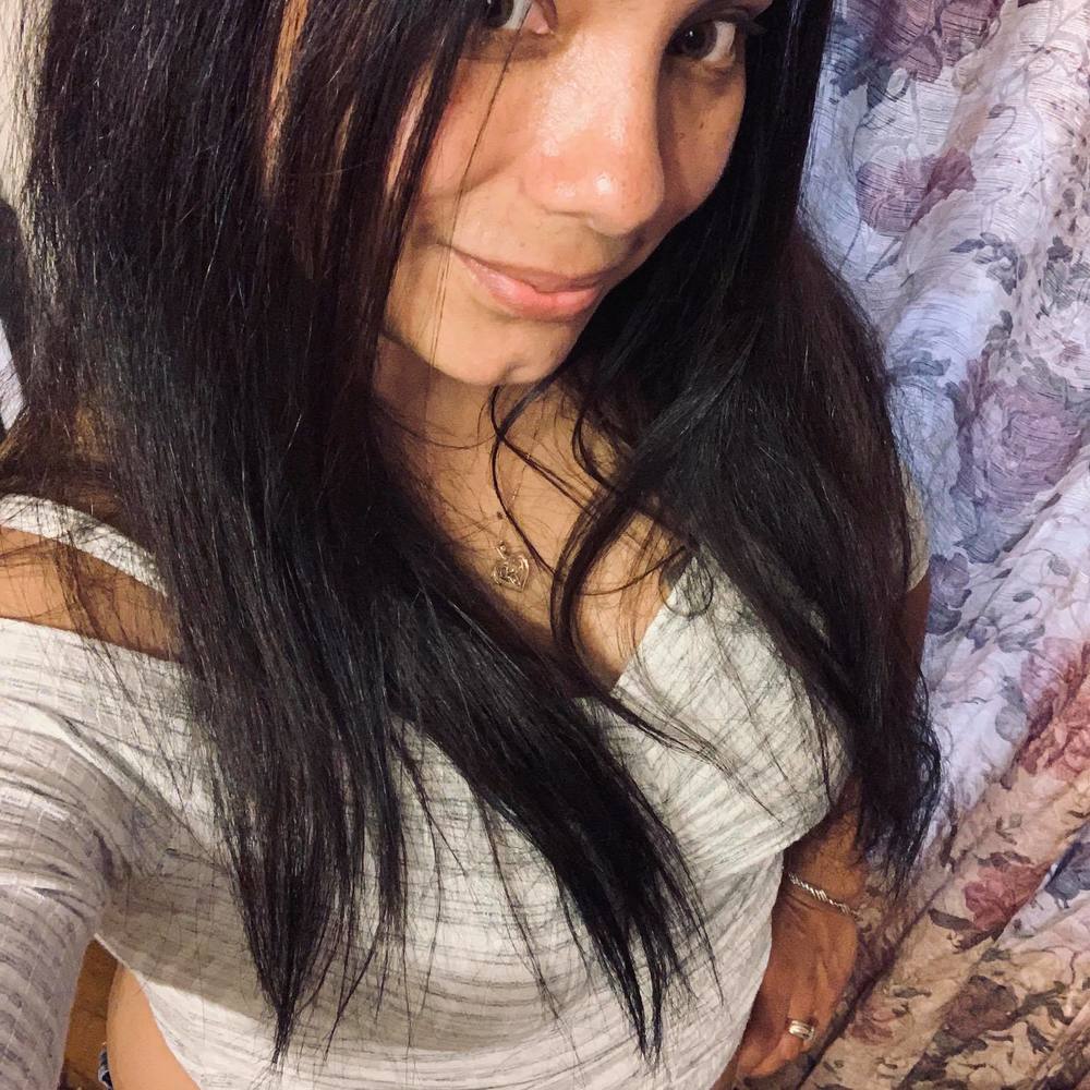 Meet your Posher, Claudia